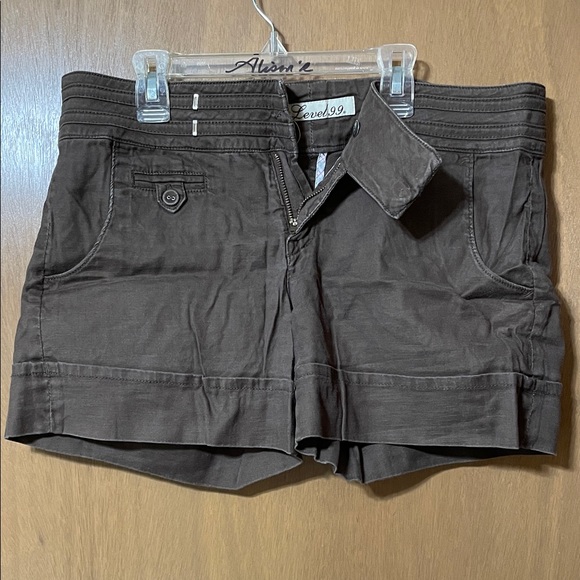 Level 99 Pants - Level 99 Women's Dark Brown Casual Jean-Style Shorts